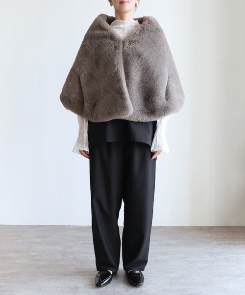 reca（レカ）の「ファーケープ（ストール/ショール・レディース・グレー/ベージュ・ONE SIZE）」の9枚目の写真