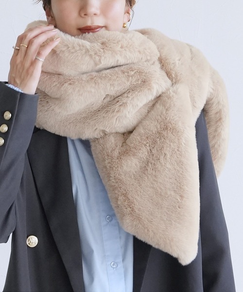 reca（レカ）の「ファーケープ（ストール/ショール・レディース・グレー/ベージュ・ONE SIZE）」の5枚目の写真