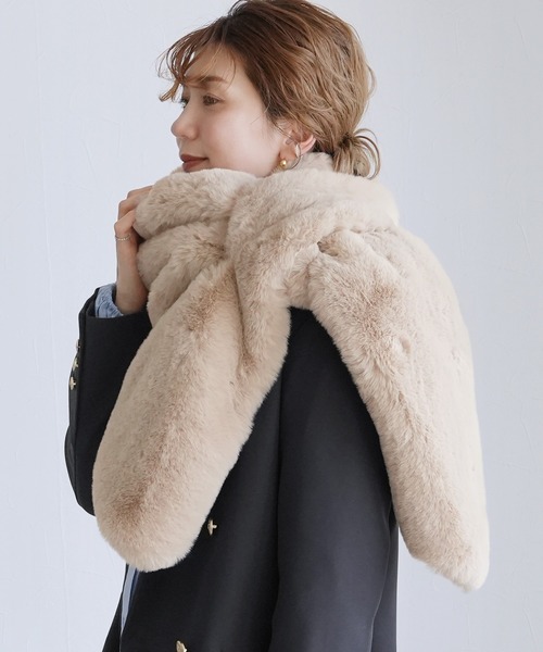 reca（レカ）の「ファーケープ（ストール/ショール・レディース・グレー/ベージュ・ONE SIZE）」の6枚目の写真