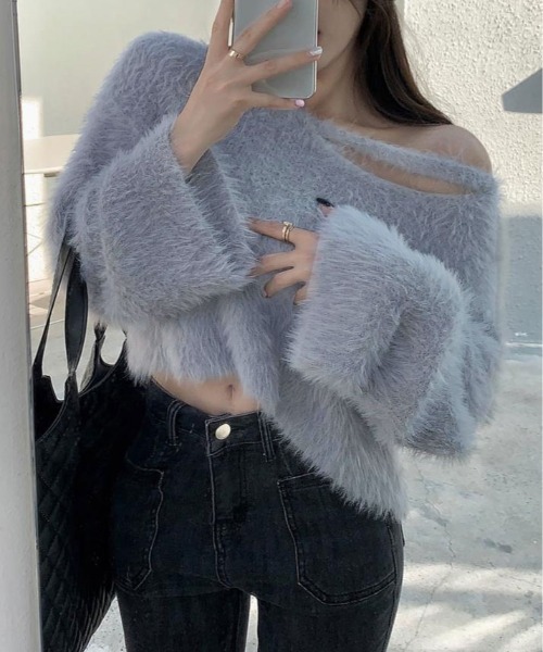 kirakiraShop(キラキラショップ)の「シャギー Vネック クロップ ドニット トップス(ニット/セーター・レディース・ブラック/グレー/ベージュ/パープル/ホワイト/ピンク・FREE)」の21枚目の写真