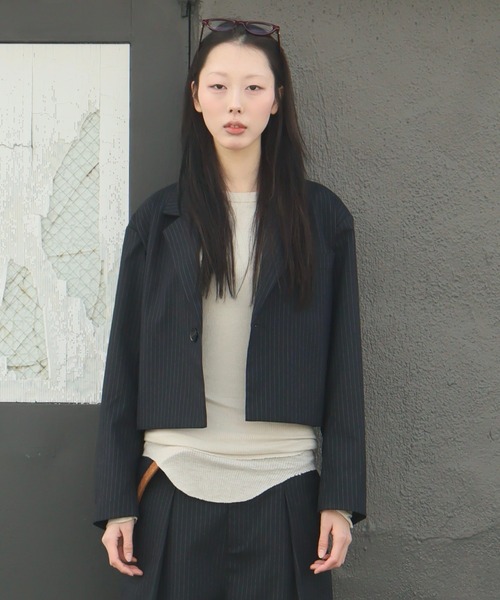 INTER FACTORY（インターファクトリー）の「カイチ - ショート丈テーラードジャケット - made in INTER FACTORY（テーラードジャケット・メンズ・ネイビー/ブラック・SMALL/MEDIUM/LARGE）」の2枚目の写真