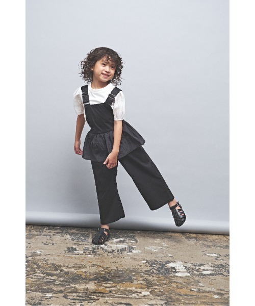 maarook（マルーク）の「カルゼストレッチペプラムサロペットパンツ（サロペット/オーバーオール・キッズ・ブラック/ホワイト・160cm/150cm/140cm）」の8枚目の写真
