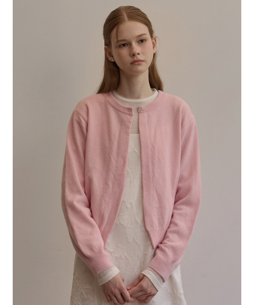 BEMUSE MANSION（ビミューズマンション）の「Camelia knit cardigan - Butter cream（ニット/セーター・レディース・その他・FREE）」の4枚目の写真