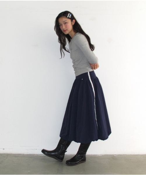 RONRON（ロンロン）の「LACE TRIM SMOKED PUMPKIN MIDI SKIRT NAVY（スカート・レディース・その他・FREE）」の5枚目の写真