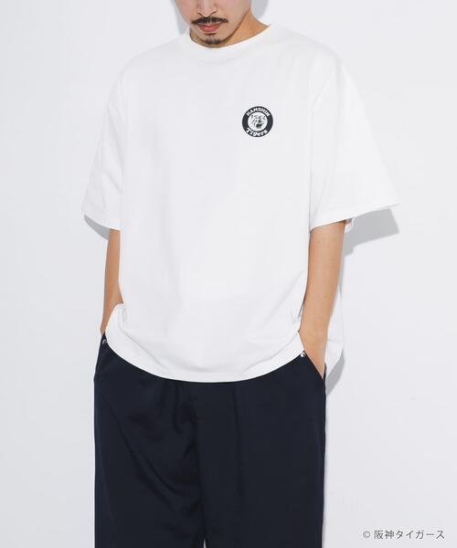 URBAN RESEARCH（アーバンリサーチ）の「阪神タイガース×亀井雅文×UR　Tシャツ（Tシャツ/カットソー・メンズ・ホワイト/グレー/ブラック・X-LARGE/MEDIUM/LARGE）」の4枚目の写真