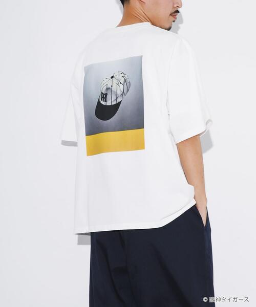 URBAN RESEARCH（アーバンリサーチ）の「阪神タイガース×亀井雅文×UR　Tシャツ（Tシャツ/カットソー・メンズ・ホワイト/グレー/ブラック・X-LARGE/MEDIUM/LARGE）」の7枚目の写真