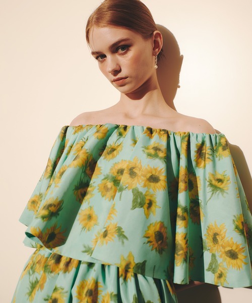LOULOU WILLOUGHBY(ルルウィルビー)の「WEB 一部店舗限定【LOULOU WILLOUGHBY】サンフラワープリントブラウス(シャツ/ブラウス・レディース・ブラック系その他/グリーン系その他・2)」の22枚目の写真