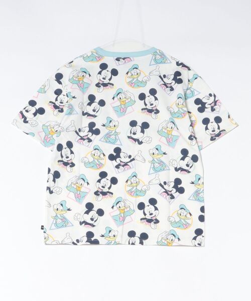 Disney(ディズニー)の「親子お揃い ディズニー WEB限定 パステル総柄Tシャツ 1332A(Tシャツ/カットソー・レディース・その他9/ブラック×レッド・ユニセックスS/ユニセックスM/ユニセックスL/ユニセックスXL)」の3枚目の写真