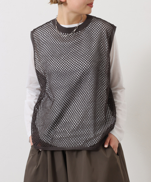 JOURNAL STANDARD LUXE(ジャーナルスタンダード ラックス)の「メッシュアミ ベスト(ベスト・レディース・ホワイト/チャコールグレー/ブラック・FREE)」の16枚目の写真