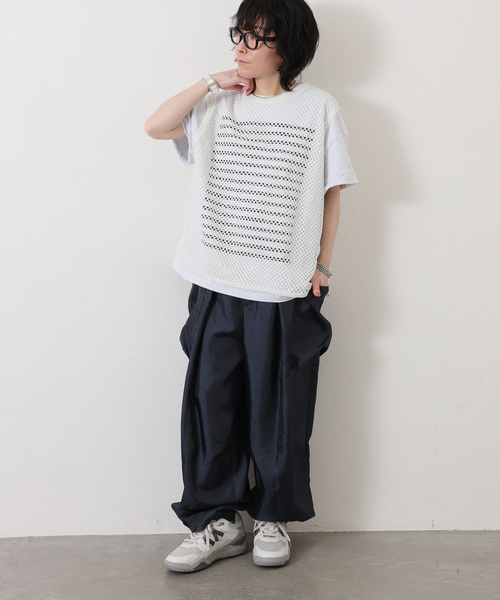 JOURNAL STANDARD LUXE(ジャーナルスタンダード ラックス)の「メッシュアミ ベスト(ベスト・レディース・ホワイト/チャコールグレー/ブラック・FREE)」の20枚目の写真