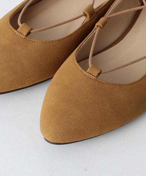 green label relaxing（グリーンレーベルリラクシング）の「KC グラディエーターフラットパンプス◆（パンプス・レディース・ブラック/ライトグレー/ブラウン/オリーブ/ホワイト/シルバー・L(24.5)/S(22.5)/M(23.5)）」の11枚目の写真