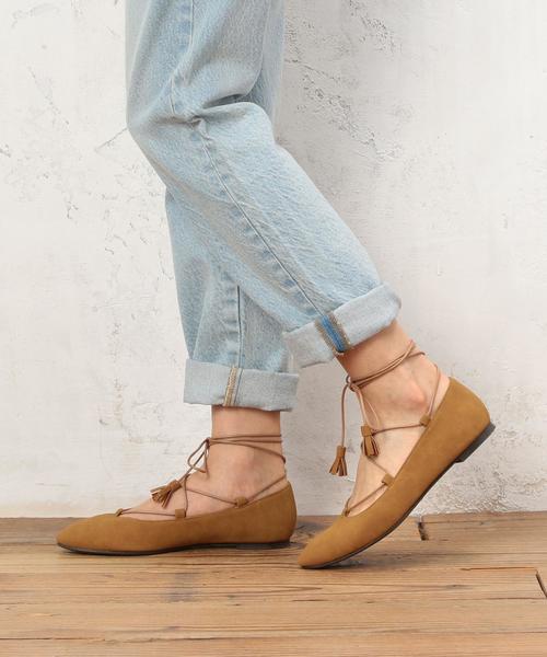 green label relaxing（グリーンレーベルリラクシング）の「KC グラディエーターフラットパンプス◆（パンプス・レディース・ブラック/ライトグレー/ブラウン/オリーブ/ホワイト/シルバー・L(24.5)/S(22.5)/M(23.5)）」の15枚目の写真