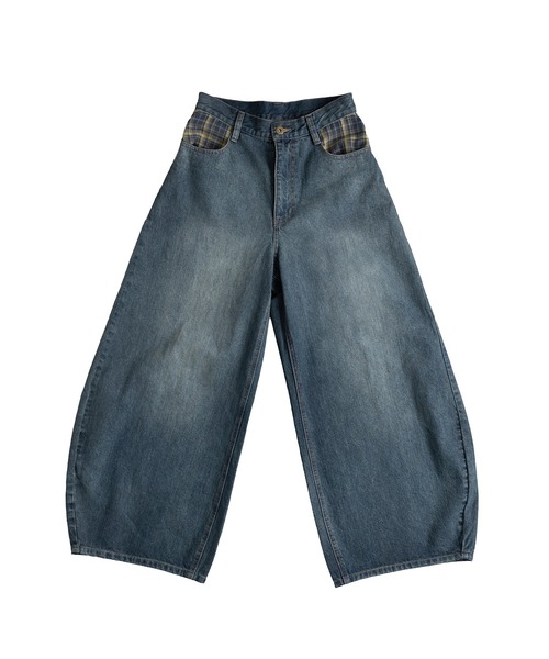 FCMM（エフシーエムエム）の「【日本限定】CURVE DENIM PANTS / カーブデニムパンツ（デニムパンツ・レディース・ブラック/インディゴブルー・SMALL/MEDIUM）」の9枚目の写真