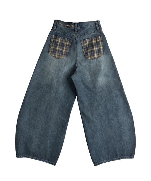 FCMM（エフシーエムエム）の「【日本限定】CURVE DENIM PANTS / カーブデニムパンツ（デニムパンツ・レディース・ブラック/インディゴブルー・SMALL/MEDIUM）」の10枚目の写真