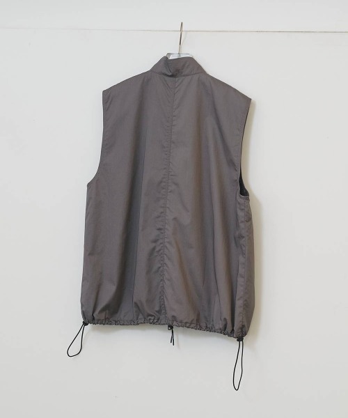 TODAYFUL（トゥデイフル）の「TODAYFUL　Standcollar Zip Vest スタンドカラージップベスト/12610109（ベスト・レディース・ブラック/ライトグレー・ONE SIZE）」の12枚目の写真