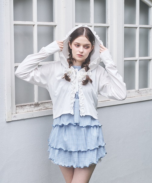 Lovilyn(ラヴィリン)の「UVカットフリルパーカー(パーカー・レディース・ブラック/ホワイト/ホワイト系その他・FREE)」の9枚目の写真