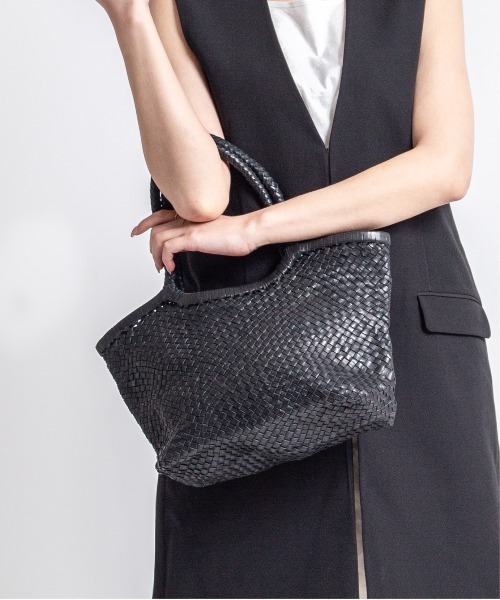 The Bagmati(ザバグマティ)の「【The Bagmati/ザバグマティ】レザートートバッグ ヤギ革(トートバッグ・レディース・ブラック・FREE)」の11枚目の写真