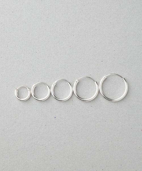 ARCHIVER（アーカイバ）の「【silver925 プレーンピアス】（ピアス（両耳用）・レディース・シルバー・SMALL/X-LARGE/LARGE/MEDIUM/XX-LARGE）」の6枚目の写真