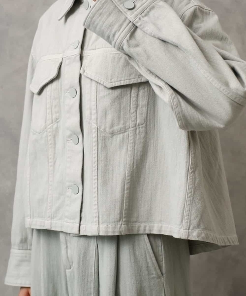 MICHEL KLEIN（ミッシェル・クラン）の「[セットアップ対応]デニムダブルポケットブルゾン（デニムジャケット・レディース・ライトグレー・38）」の9枚目の写真