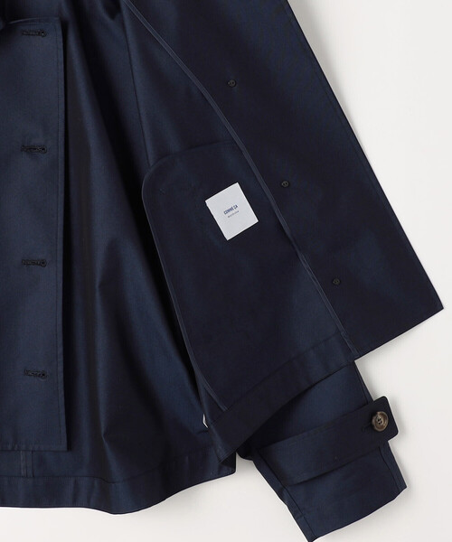 COMME CA Wardrobe（コムサワードローブ）の「綿ポリエステルギャバ ショートトレンチコート（ブルゾン・レディース・カーキ/ネイビー・FREE）」の9枚目の写真