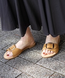 NICOLAS LAINAS（ニコラスライナス）の「NICOLAS LAINAS / ニコラス ライナス ビッグバックルフリンジサンダル（サンダル）」