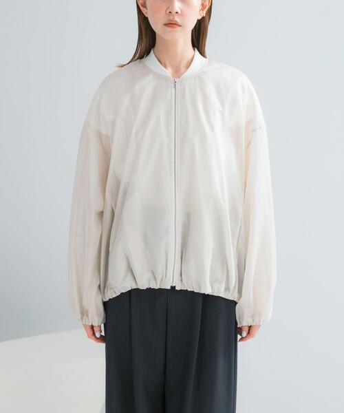 URBAN RESEARCH ROSSO WOMEN（アーバンリサーチ　ロッソ）の「CHIGNON　シアーチンツブルゾン（ブルゾン・レディース・オフホワイト・FREE）」の2枚目の写真