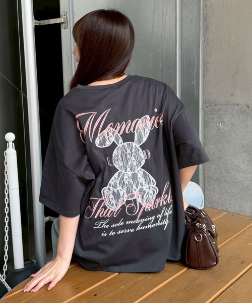 continuer de NICE CLAUP(コンティニューデナイスクラップ)の「甘さのあるプリントが主役、レースウサギBIGT(Tシャツ/カットソー・レディース・オートミール/チャコールグレー/オフホワイト/サックスブルー・FREE)」の7枚目の写真