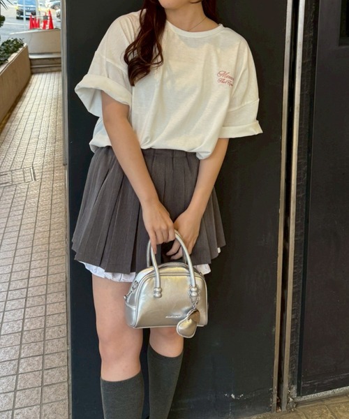continuer de NICE CLAUP(コンティニューデナイスクラップ)の「甘さのあるプリントが主役、レースウサギBIGT(Tシャツ/カットソー・レディース・オートミール/チャコールグレー/オフホワイト/サックスブルー・FREE)」の15枚目の写真
