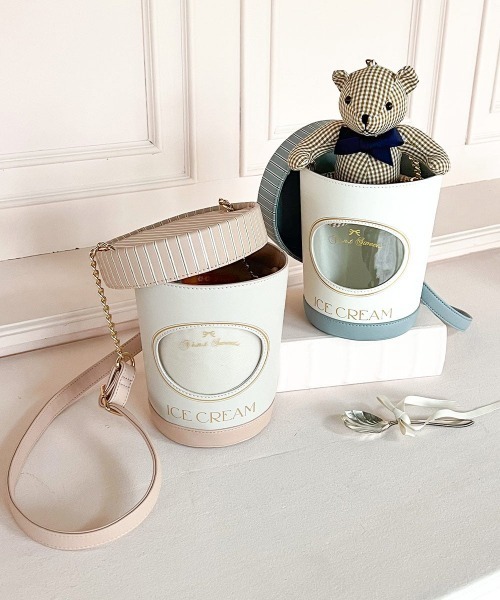 F i.n.t（フィント）の「アイスクリームカップショルダーバッグ（ショルダーバッグ・レディース・ライトブルー/ライトピンク・FREE）」の3枚目の写真