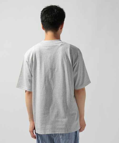NEW BALANCE（ニューバランス）の「【New Balance(ニューバランス)】ギカ ラインアップ オーバーサイズ Tシャツ（Tシャツ/カットソー・メンズ・ライトグレー・LARGE）」の7枚目の写真