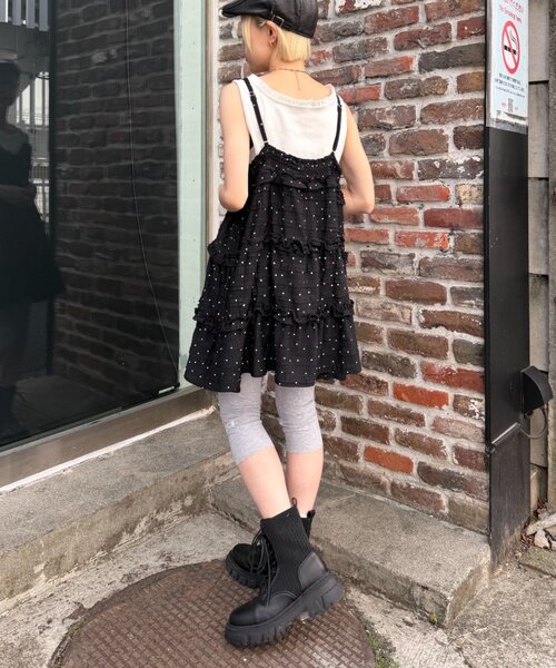 w closet(ダブルクローゼット)の「【オリジナルタグ付き】リブバイカーパンツ(ソックス/靴下・レディース・ブラック/グレー・FREE)」の5枚目の写真