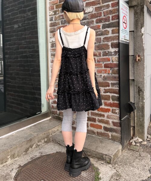 w closet(ダブルクローゼット)の「【オリジナルタグ付き】リブバイカーパンツ(ソックス/靴下・レディース・ブラック/グレー・FREE)」の4枚目の写真
