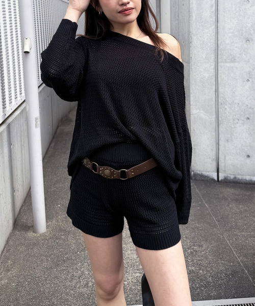 SPIRALGIRL（スパイラルガール）の「ボーダーオフショルトップス×ショートパンツ（セットアップ・レディース・ブラック/マルチ・FREE）」の6枚目の写真