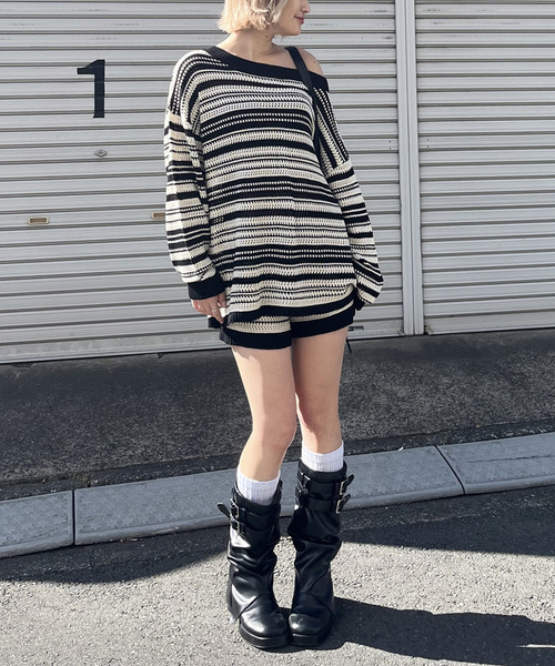 SPIRALGIRL（スパイラルガール）の「ボーダーオフショルトップス×ショートパンツ（セットアップ・レディース・ブラック/マルチ・FREE）」の9枚目の写真