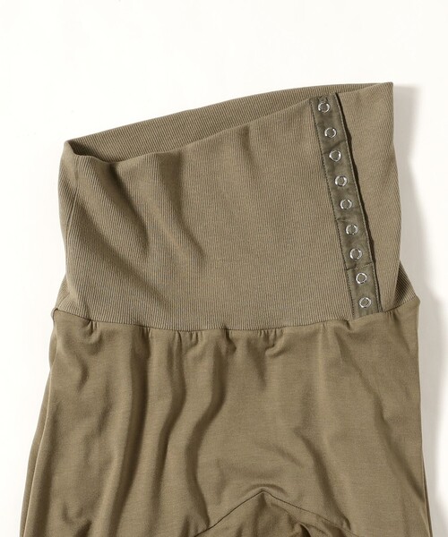 Ray BEAMS(レイビームス)の「◎イレヘムカットSK(スカート・レディース・オリーブ/ブラック・ONE SIZE)」の22枚目の写真