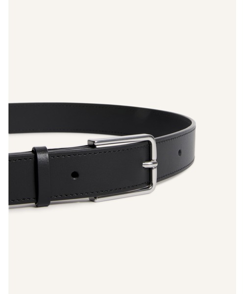 Maison Kitsune（メゾンキツネ）の「LEATHER BELT（ベルト・メンズ・ブラック・75/90/85/80）」の3枚目の写真