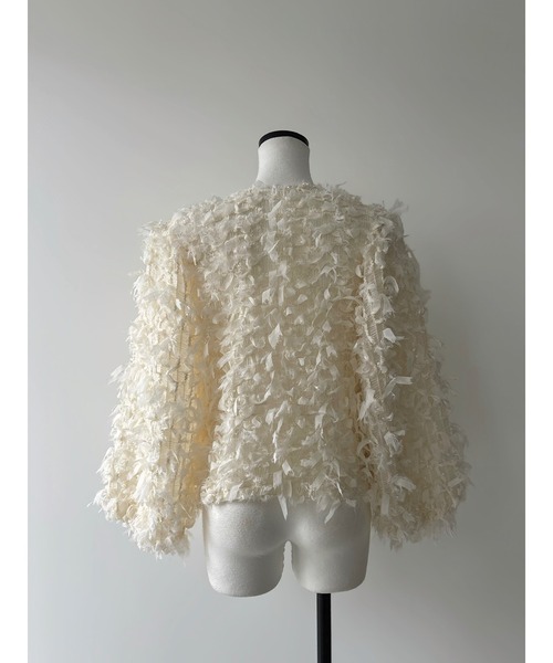 AMOMMA(アモマ)の「FRILL TEXTURE JACKET(ノーカラージャケット・レディース・ブラック/アイボリー・FREE)」の7枚目の写真