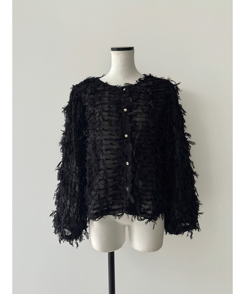 AMOMMA(アモマ)の「FRILL TEXTURE JACKET(ノーカラージャケット・レディース・ブラック/アイボリー・FREE)」の16枚目の写真