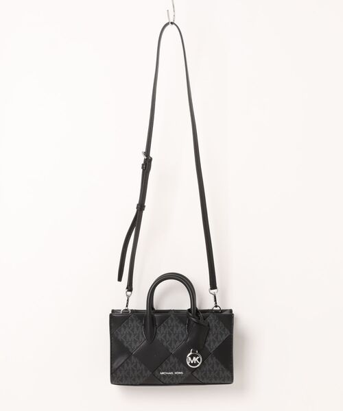 MICHAEL KORS(マイケルコース)の「SM EW TZ XBODY(ショルダーバッグ・レディース・ブラック・FREE)」の1枚目の写真