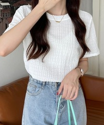 ぽこぽこ素材の涼感シアサッカー風 半袖トップス