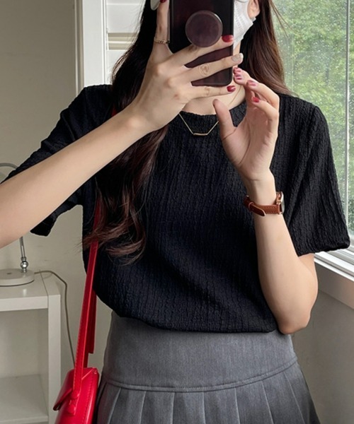 SEU(エスイーユー)の「ぽこぽこ素材の涼感シアサッカー風 半袖トップス(Tシャツ/カットソー・レディース・ホワイト/ベージュ/ブルー/ブラック・フリー)」の16枚目の写真