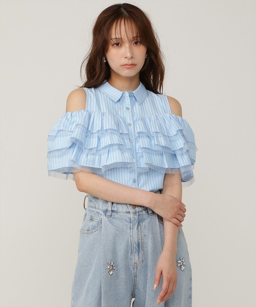AND COUTURE(アンドクチュール)の「ティアードフリルブラウス(シャツ/ブラウス・レディース・ブラック系その他/ホワイト系その他/ベージュ系その他/ブルー系その他・FREE)」の1枚目の写真