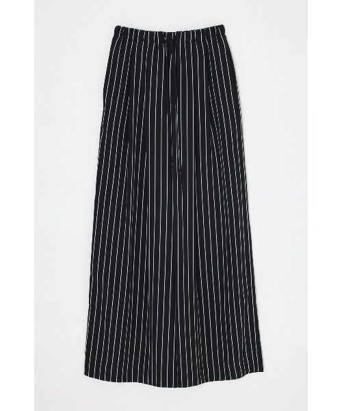 ENFOLD(エンフォルド)の「STRIPE PANTS(その他パンツ・レディース・ダークネイビー/ブラック・36/38)」の1枚目の写真