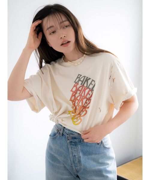 Ungrid（アングリッド）の「ペイントダメージロゴTee（Tシャツ/カットソー・レディース・アイボリー/チャコールグレー・FREE）」の2枚目の写真