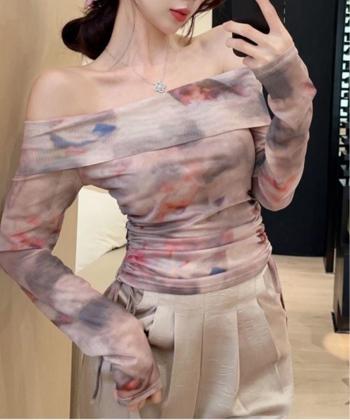 center i(センターアイ)の「【細見え】ニュアンス柄パワーネットオフショルダー シアートップス(Tシャツ/カットソー・レディース・ブルー系その他/ピンク系その他・FREE)」の4枚目の写真