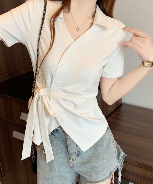 2ly2(トゥーリートゥー)の「サイドリボン カシュクール風ポロトップス(Tシャツ/カットソー・レディース・ホワイト/ブルー/ブラック/ボルドー・FREE)」の10枚目の写真
