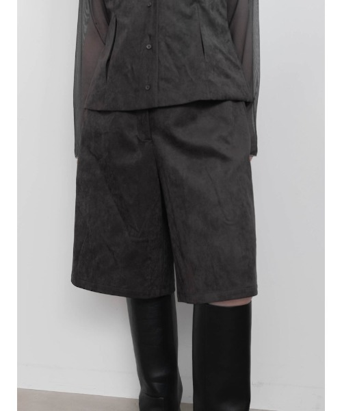 sahara(サハラ)の「【26AW PRE ORDER】Faux Suede Bermuda Pants(その他パンツ・レディース・ボルドー/ブラック/チャコール・FREE)」の20枚目の写真