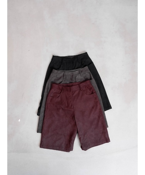 sahara(サハラ)の「【26AW PRE ORDER】Faux Suede Bermuda Pants(その他パンツ・レディース・ボルドー/ブラック/チャコール・FREE)」の21枚目の写真