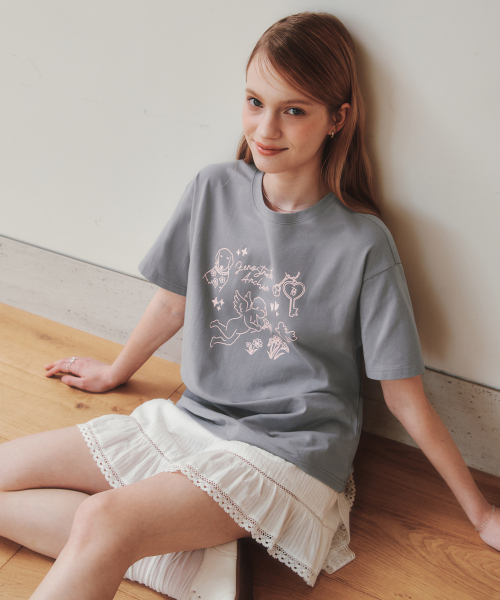 ZEROSTREET（ゼロストリート）の「[2カラー] ゼロアーカイブ 半袖Tシャツ（Tシャツ/カットソー・レディース・ライトグレー/レッド・SMALL/LARGE）」の4枚目の写真