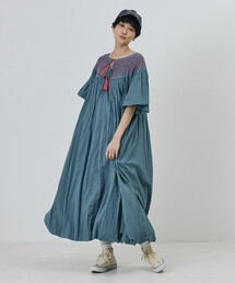 Freada（フリーダ）の「Freada/フリーダ インド配色スモッキングバルーンドレス（ワンピース）」